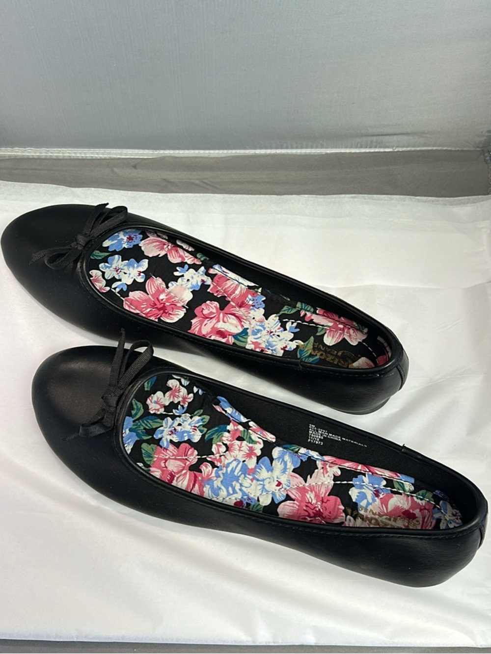Arizona Jean Co. Black Floral-Insole Ballet Flats - Women